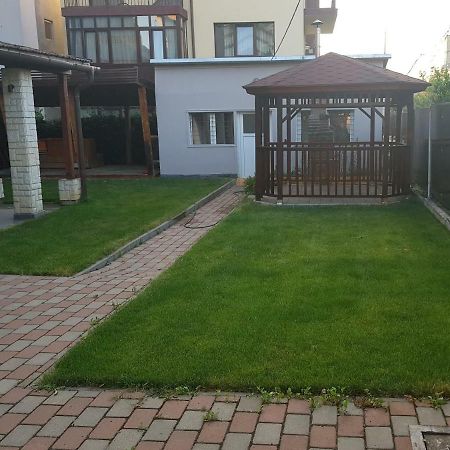 קלוז'-נאפוקה Daan Apartments מראה חיצוני תמונה