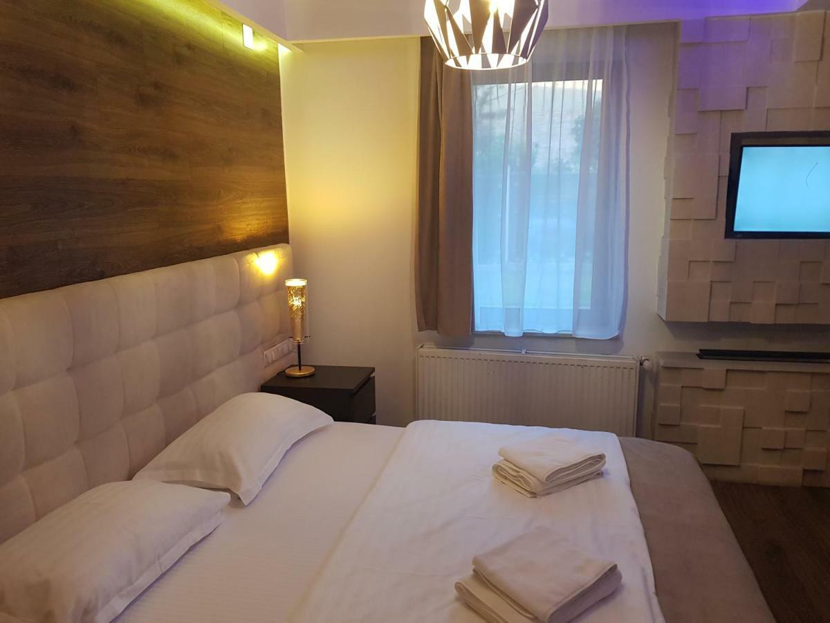 קלוז'-נאפוקה Daan Apartments מראה חיצוני תמונה