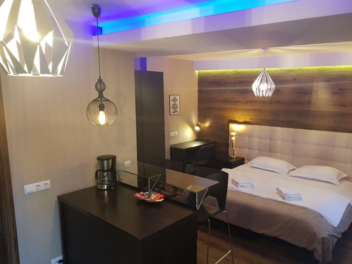 קלוז'-נאפוקה Daan Apartments מראה חיצוני תמונה
